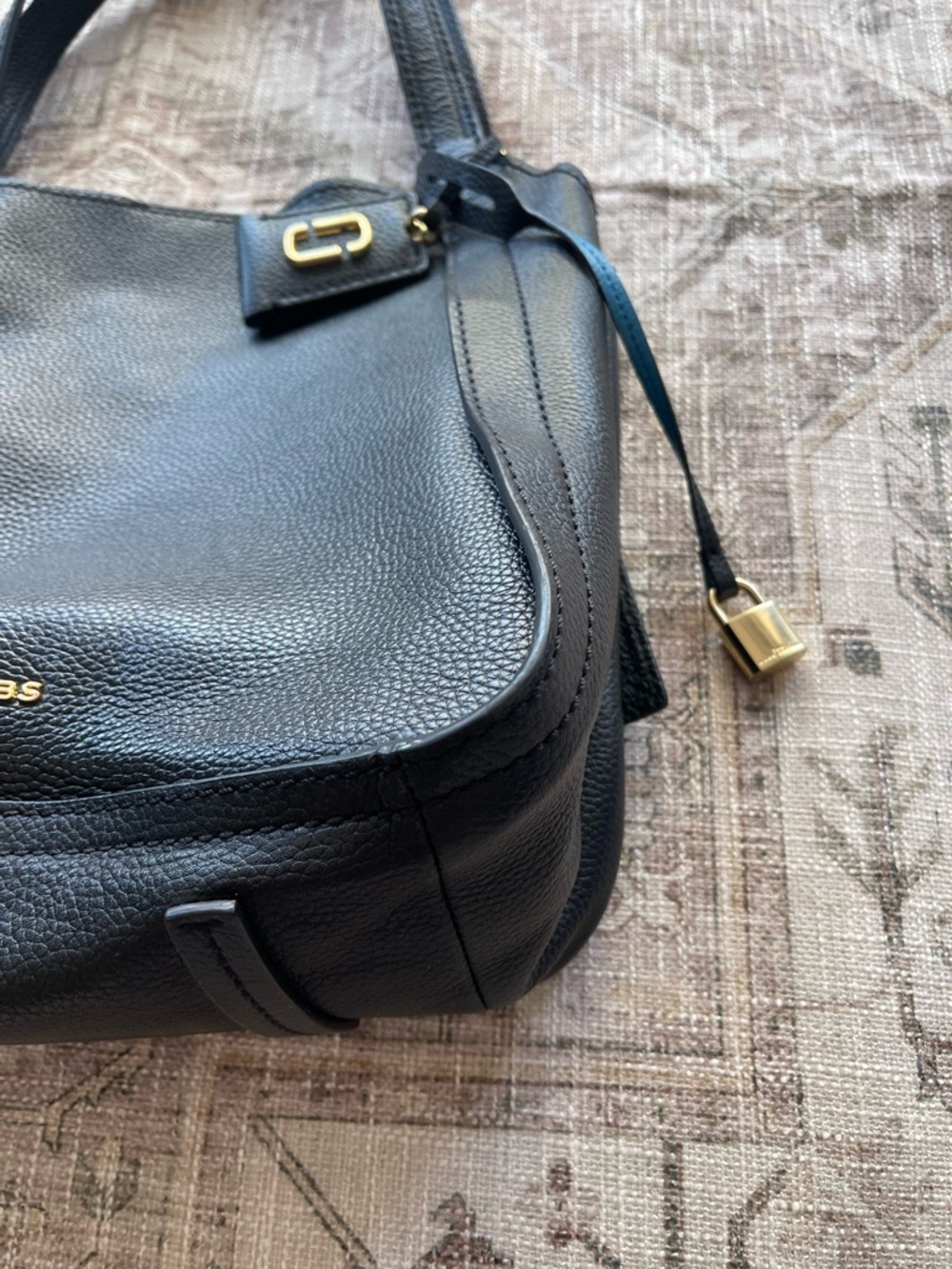 Marc Jacobs Editor Black Pebbled Leather Shoulder Hobo Tote - Picture 10 of 16
